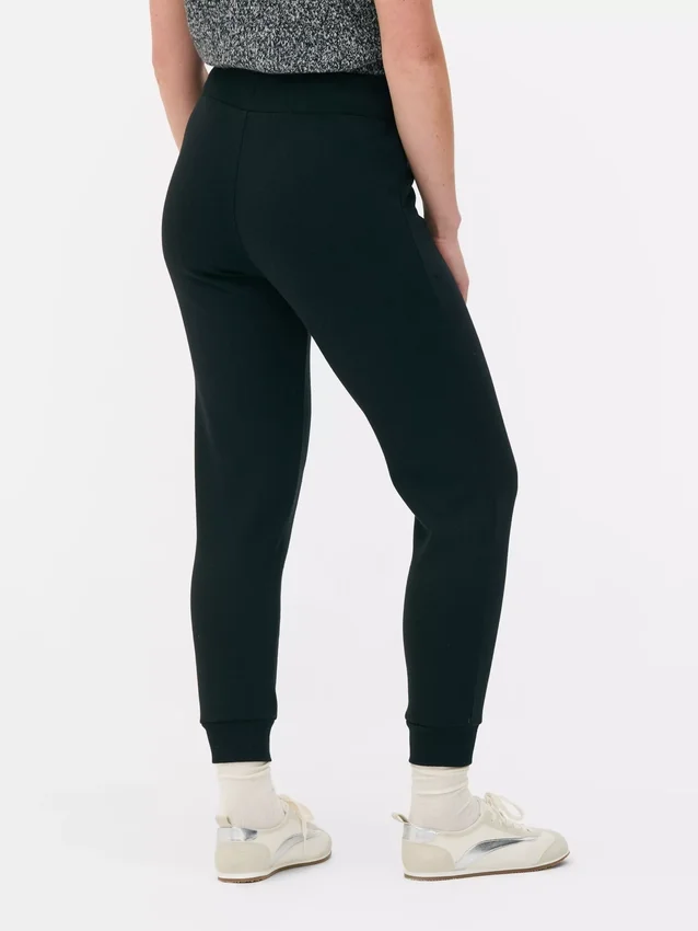 Skinny-Jogginghose mit Kordelzug Skinny-Jogginghose mit Kordelzug