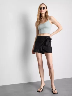Skort mit seitlichen Bindebändern