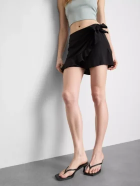 Skort mit seitlichen Bindebändern