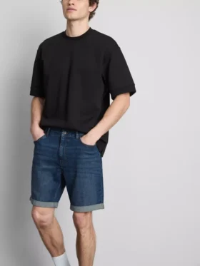 Slim-Fit-Jeansshorts mit mittlerer Leibhöhe