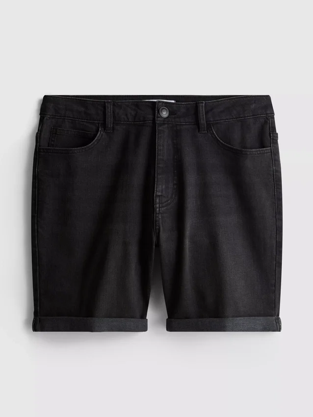Slim-Fit-Jeansshorts mit mittlerer Leibhöhe Slim-Fit-Jeansshorts mit mittlerer Leibhöhe