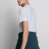 Slim-Fit-Stretch-Shorts mit kurzen Ärmeln Slim-Fit-Stretch-Shorts mit kurzen Ärmeln
