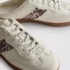 Slip-On-Sneaker mit Gummisohle