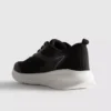 Sneaker aus Active-Mesh