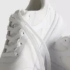 Sneaker aus Active-Mesh