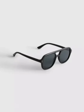Sonnenbrille im Aviator-Stil
