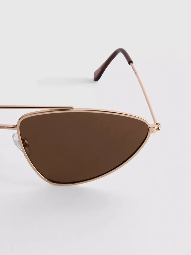 Sonnenbrille im Aviator-Stil mit Metallrahmen Sonnenbrille im Aviator-Stil mit Metallrahmen