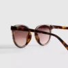 Sonnenbrille im Cat-Eye-Stil mit Steg Sonnenbrille im Cat-Eye-Stil mit Steg