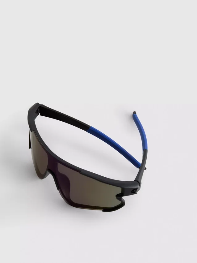 Sonnenbrille im Schild-Design Sonnenbrille im Schild-Design