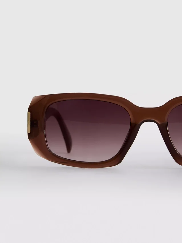 Sonnenbrille mit eckigem Rechteckrahmen Sonnenbrille mit eckigem Rechteckrahmen