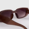 Sonnenbrille mit eckigem Rechteckrahmen Sonnenbrille mit eckigem Rechteckrahmen