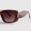Sonnenbrille mit eckigem Rechteckrahmen Sonnenbrille mit eckigem Rechteckrahmen