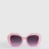 Sonnenbrille mit facettiertem Rahmen