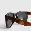 Sonnenbrille mit rechteckigem Rahmen