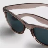 Sonnenbrille mit rechteckigem Rahmen