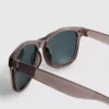 Sonnenbrille mit rechteckigem Rahmen