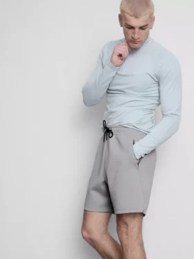 Spor-Shorts mit Kordelzug