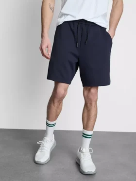Spor-Shorts mit Kordelzug