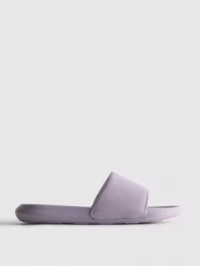 Sportliche Freizeitslipper