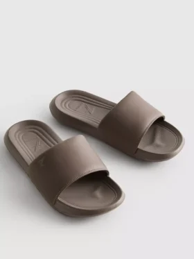 Sportliche Freizeitslipper