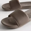 Sportliche Freizeitslipper