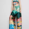 Strandhose aus Satin mit landschaftlichem Print Strandhose aus Satin mit landschaftlichem Print