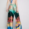 Strandhose aus Satin mit landschaftlichem Print Strandhose aus Satin mit landschaftlichem Print