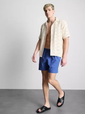 Strandshorts mit Struktur