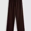 Strukturierte Hose mit weitem Bein