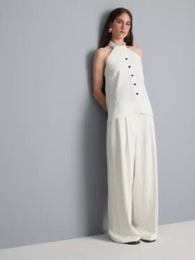 Strukturierte Hose mit weitem Bein