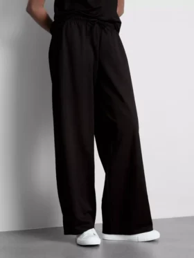 Strukturierte Hose mit weitem Bein