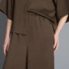 Strukturierte Satin-Hose mit geradem Bein Strukturierte Satin-Hose mit geradem Bein