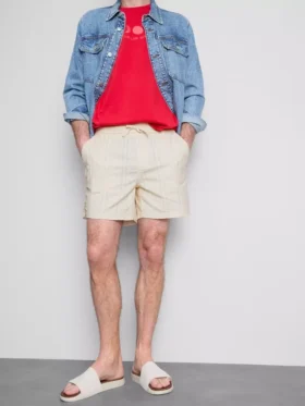 Strukturierte Shorts mit Kordelzug