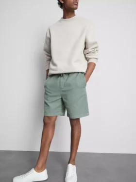 Strukturierte Shorts mit Kordelzug