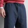 Strukturierte Shorts mit Kordelzug