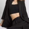 Strukturierter Blazer mit fallendem Revers Strukturierter Blazer mit fallendem Revers