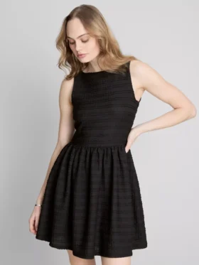 Strukturiertes Crinkle-Minikleid
