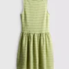 Strukturiertes Crinkle-Minikleid Strukturiertes Crinkle-Minikleid