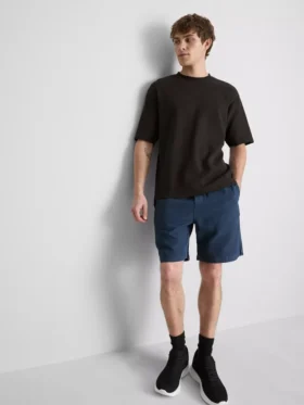 Strukturiertes, kastenförmiges T-Shirt