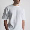 Strukturiertes, kastenförmiges T-Shirt Strukturiertes, kastenförmiges T-Shirt