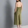 Strukturiertes Neckholder-Top mit Knopfleiste Strukturiertes Neckholder-Top mit Knopfleiste