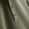Strukturiertes Strick-Poloshirt Strukturiertes Strick-Poloshirt