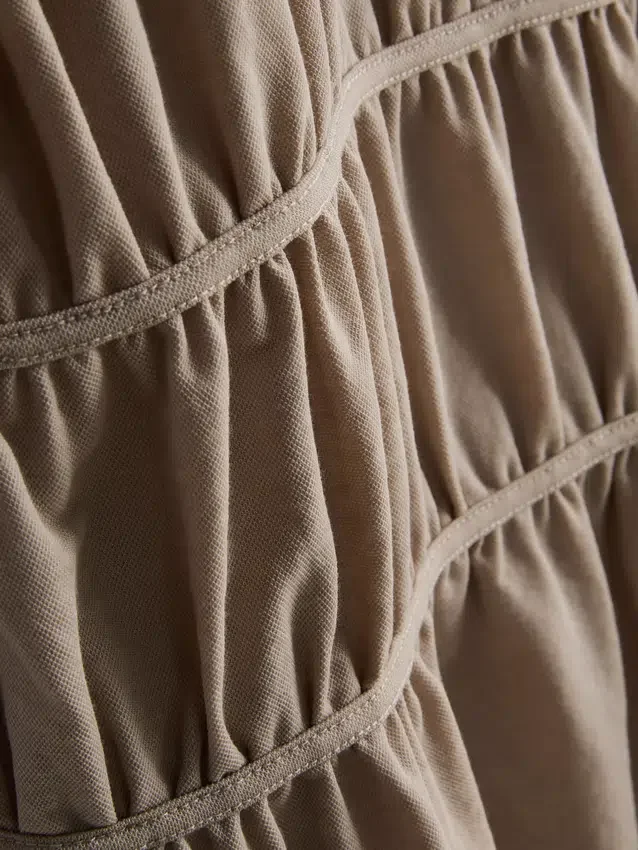 Stufiges Oberteil Stufiges Oberteil