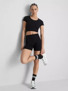 Superweiches Crop-Top mit U-Ausschnitt