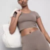Superweiches Crop-Top mit U-Ausschnitt Superweiches Crop-Top mit U-Ausschnitt