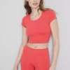 Superweiches Crop-Top mit U-Ausschnitt Superweiches Crop-Top mit U-Ausschnitt