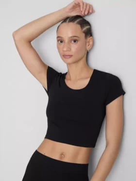 Superweiches Crop-Top mit U-Ausschnitt