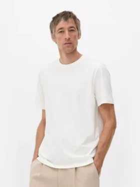 T-Shirt in normaler Passform