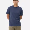 T-Shirt in normaler Passform T-Shirt in normaler Passform