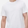 T-Shirt in normaler Passform T-Shirt in normaler Passform